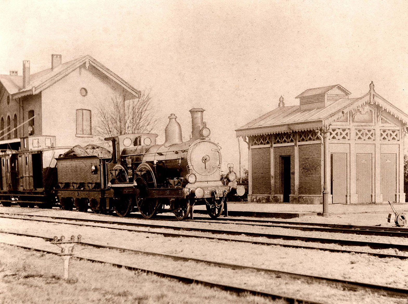 Locomotief op het Lochemse station